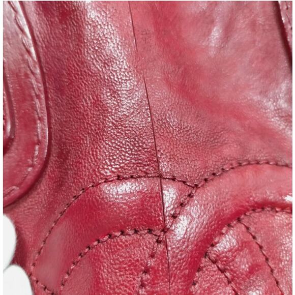 CHANEL 31 Rue Cambon Red Leather Handbag EUC - Picture 5 of 8